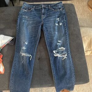 Old Navy Mid-rise Boyfriend Jeans s8
